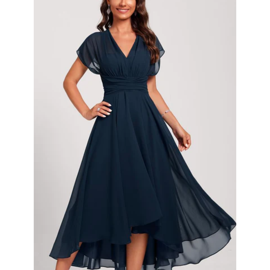 Elegantes, fließendes, zeitloses Chiffon-Abendkleid