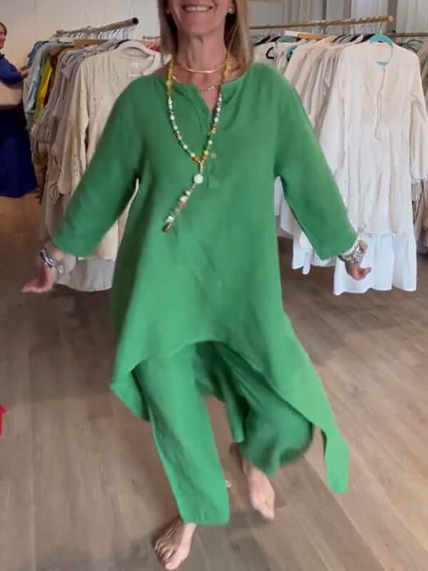 Luftiger Damen-Leinenanzug mit stilvoller Leichtigkeit