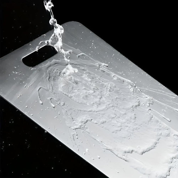Hochwertiges Schneidebrett aus Edelstahl für maximale Hygiene und Haltbarkeit