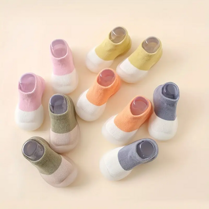 Flexible Barfuß-Kinderschuhe