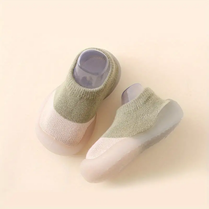 Flexible Barfuß-Kinderschuhe