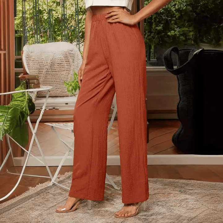 Gerade geschnittene Damenhose mit elastischem Bund