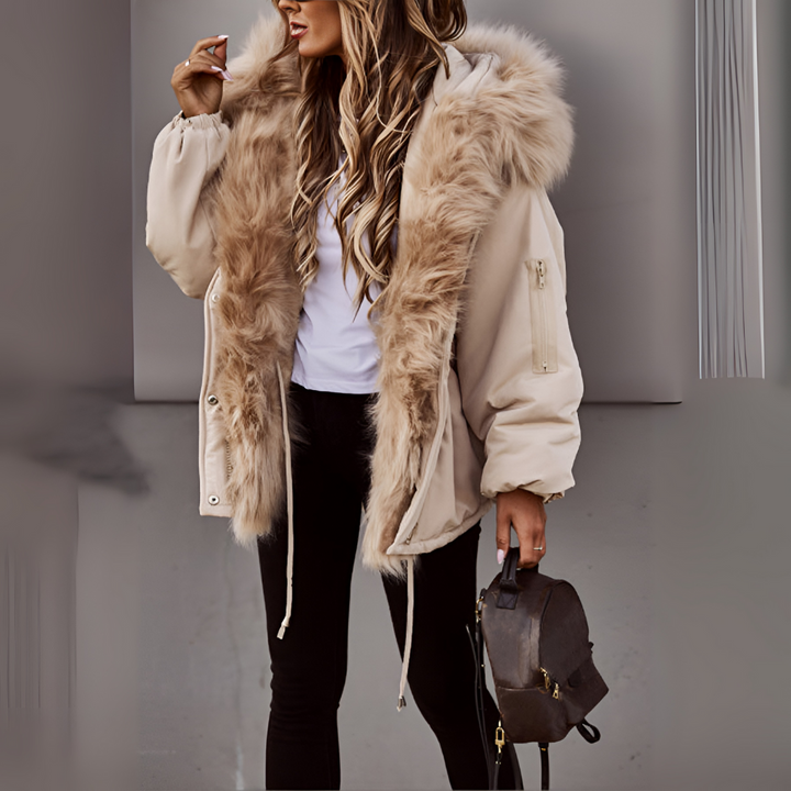 Luxuriöser Winterparka mit Kunstpelzbesatz