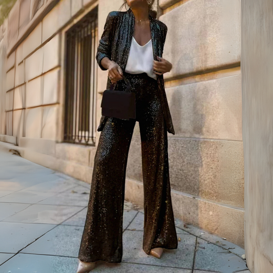 Glitzernder Cardigan im eleganten Urlaubsstil
