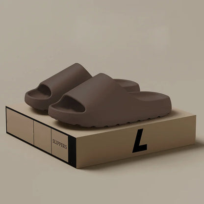 Lässige Herren-Hausschuhe mit innovativem Design