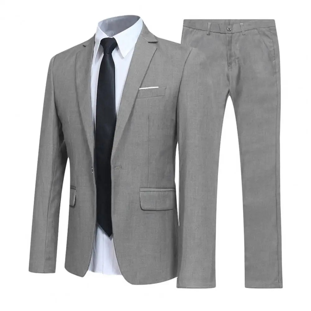 Eleganter und bequemer Anzug für Herren