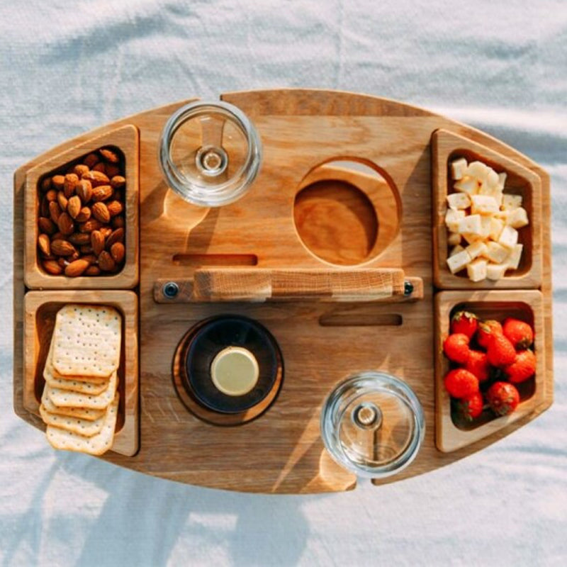 Tragbarer Holz-Picknick-Weintisch mit integriertem Flaschen- und Glashalter