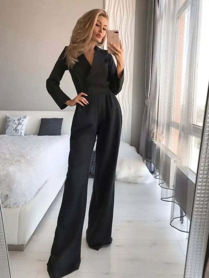 Eleganter V-Ausschnitt-Jumpsuit mit weitem Bein
