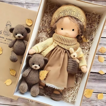 Handgemachte Waldorf Kuschelpuppe