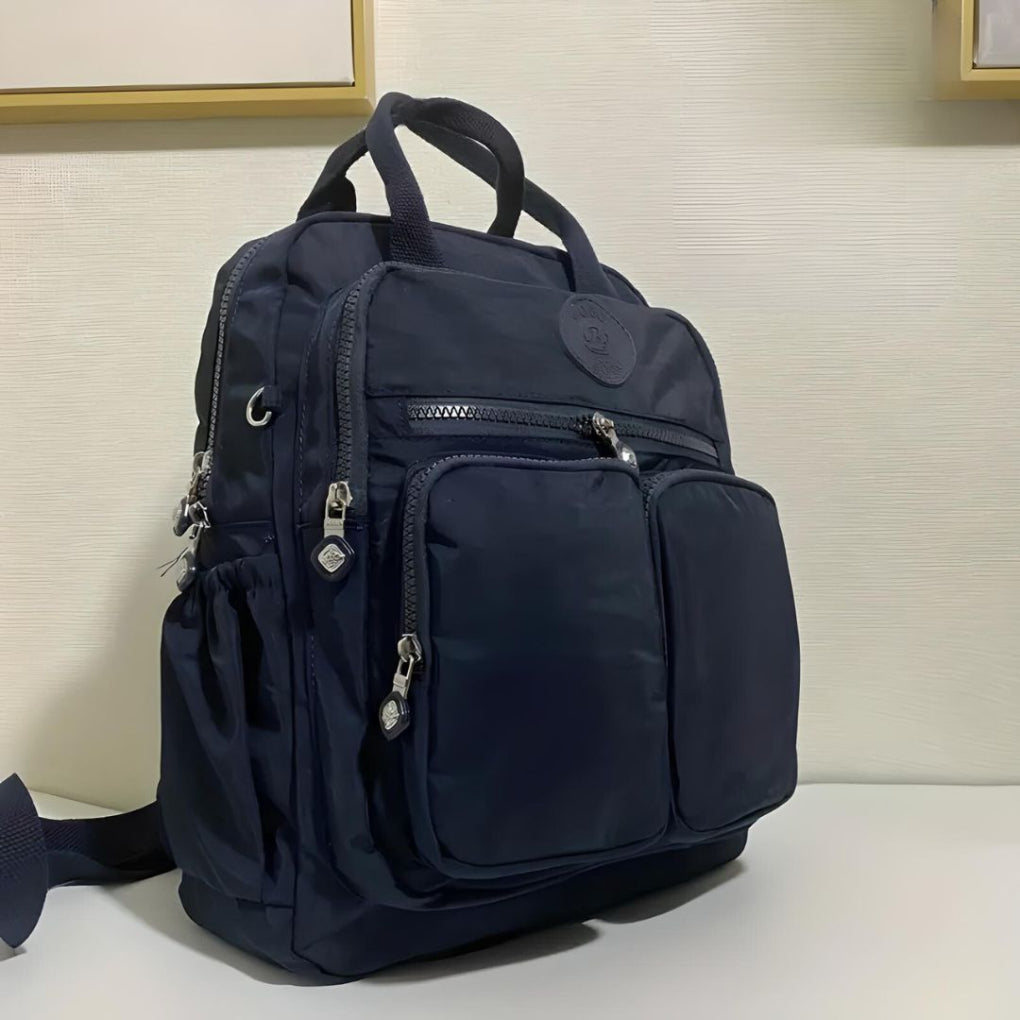 Rucksack mit mehreren Taschen
