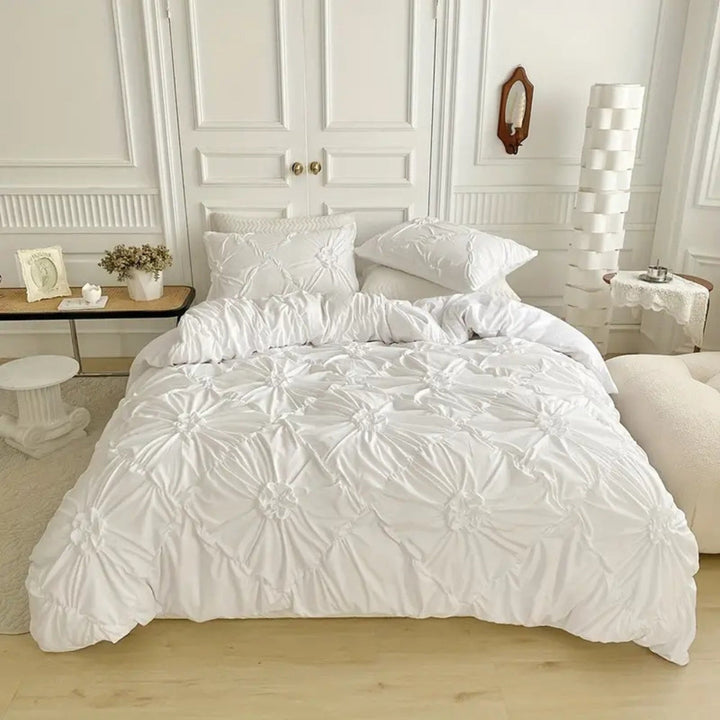 Elegantes Bettwäsche-Set mit Raffblumen-Design
