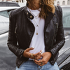 Schwarze Damen-Lederjacke mit klassischem Schnitt