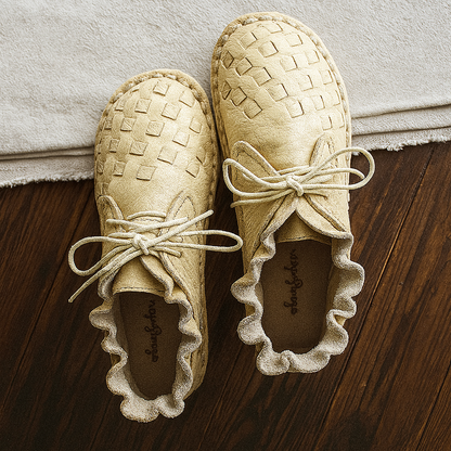 Handgemachte Rindsleder-Flats im Retro-Mori-Girl-Stil