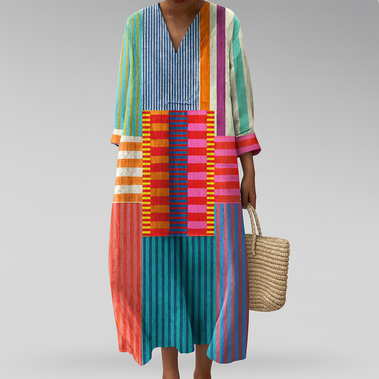 Elegantes Damenkleid mit geometrischem Print