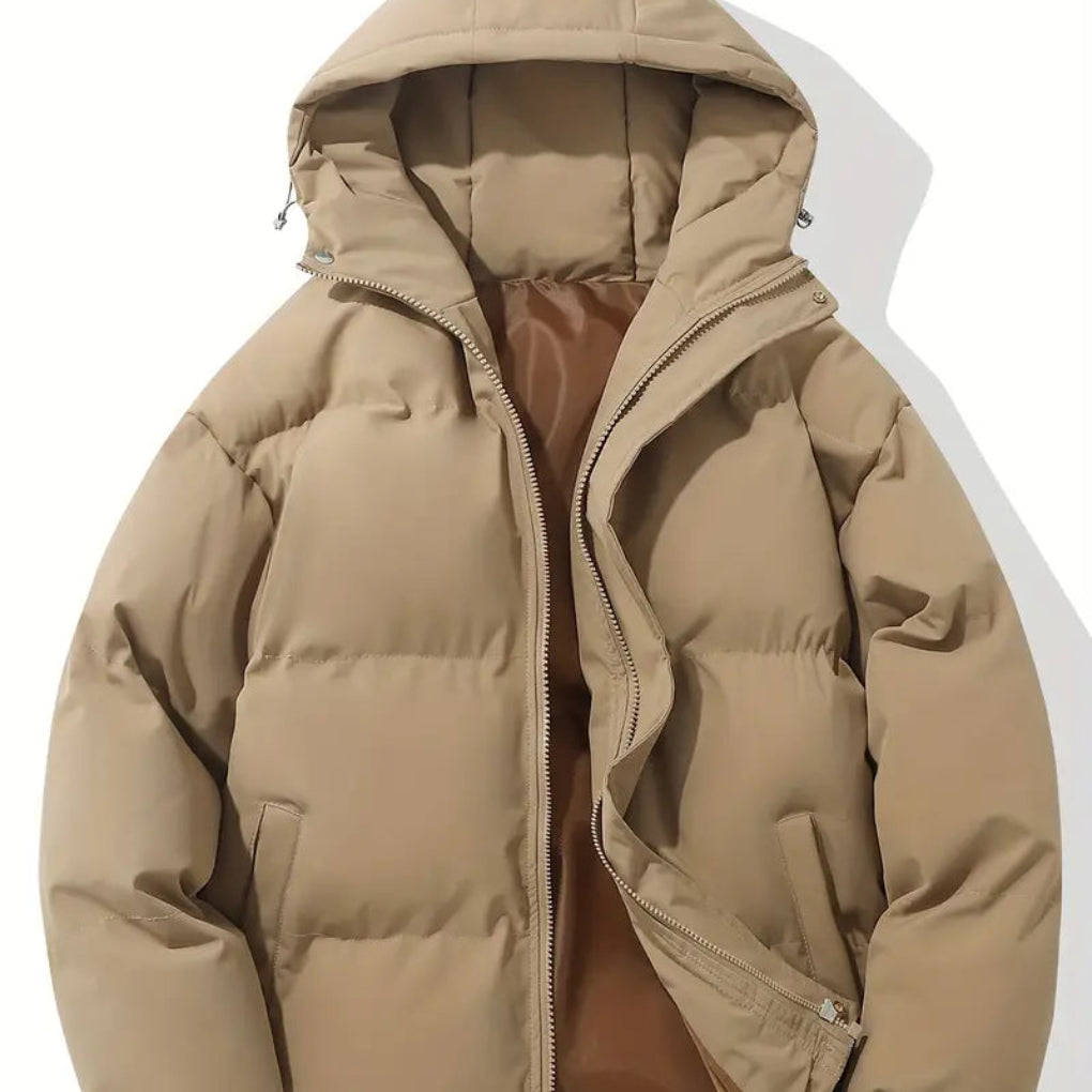 Trendige Steppjacke mit Kapuze für die kalte Tage
