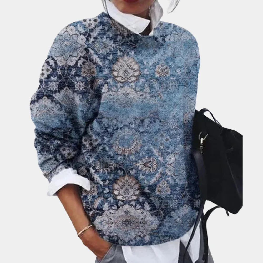 Warmer und modischer Damenpullover