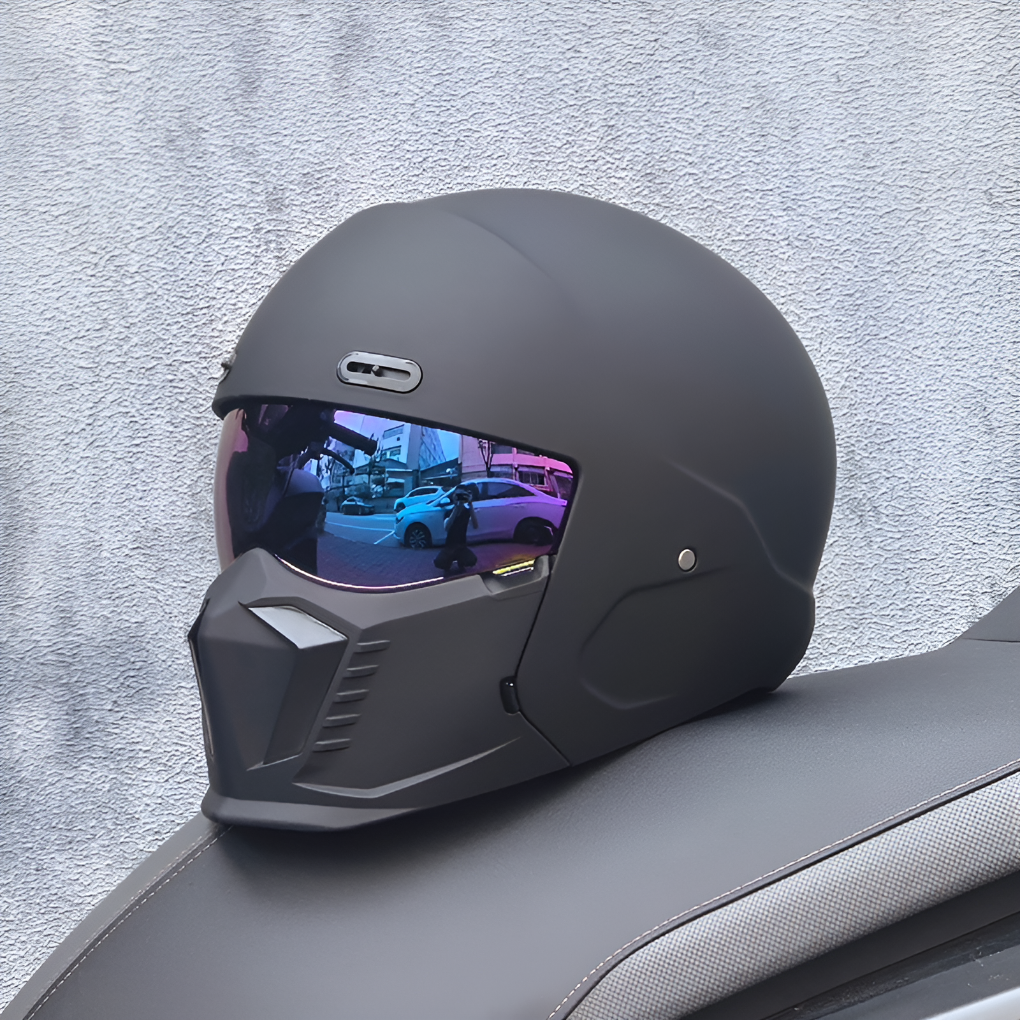 Motorcycle helmet – DOT and ECE approved, timeless look