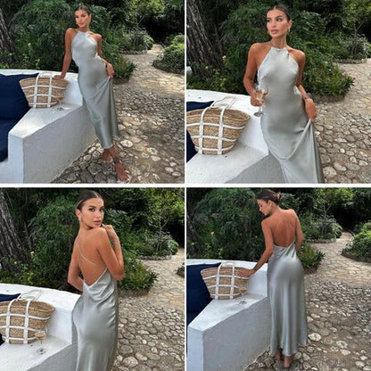 Ärmelloses Maxikleid mit Satin-Gürtel und eleganter Wickeloptik