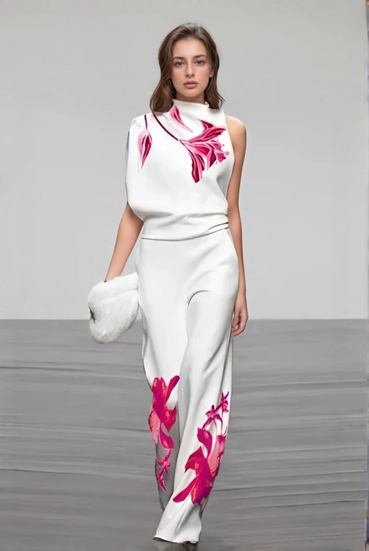 Urbanes Blütenset – Modisches Zweiteiler-Set für Damen