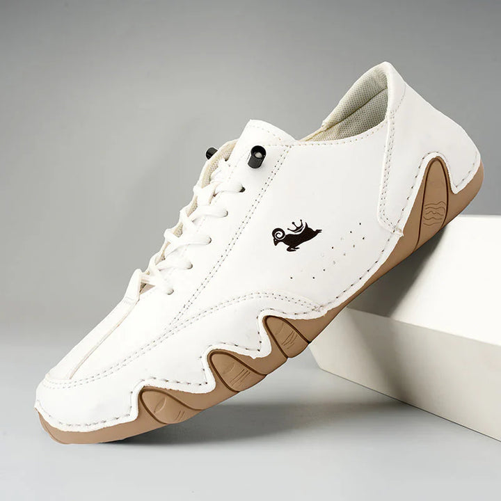 Bequeme orthopädische Wanderschuhe aus Leder