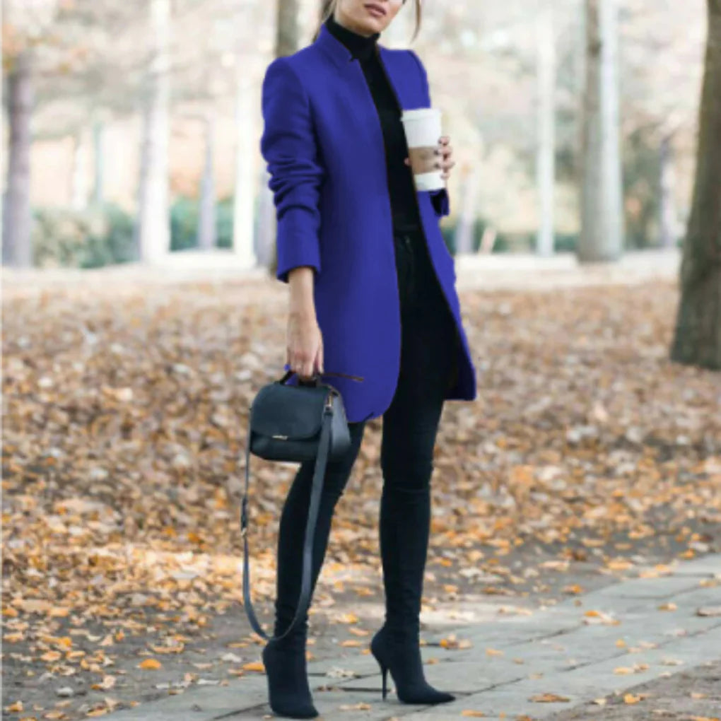 Vinterjakke med stående krage for kvinner – elegant ytterplagg med klassisk varme