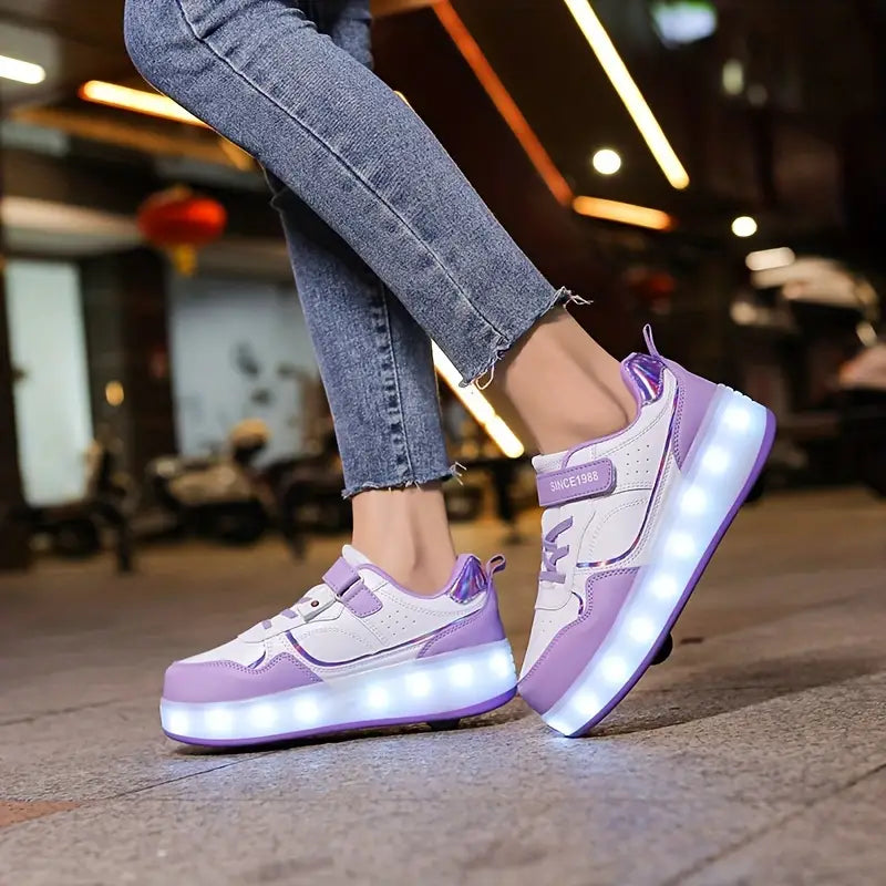 Trendige Rollschuhe für Kinder mit LED-Leuchten