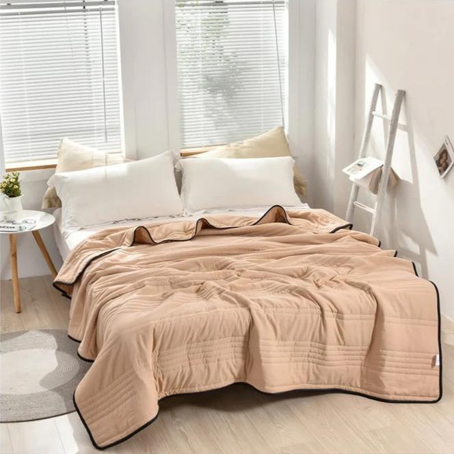 Kühlende Sommerdecke mit sofortigem Frische Effekt für heiße Nächte