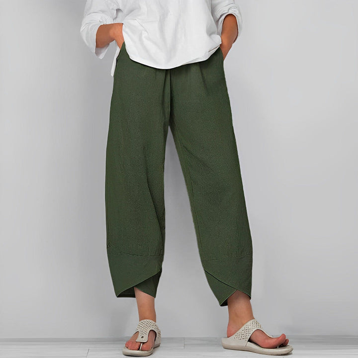 Elegante Satinhose mit weitem Bein